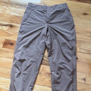 Athleta Size 6 Tan Active Pants